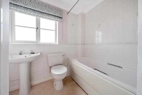 1371675-17-68f7503768b31