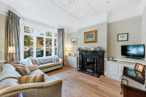 15 St Albans Avenue-1.jpg