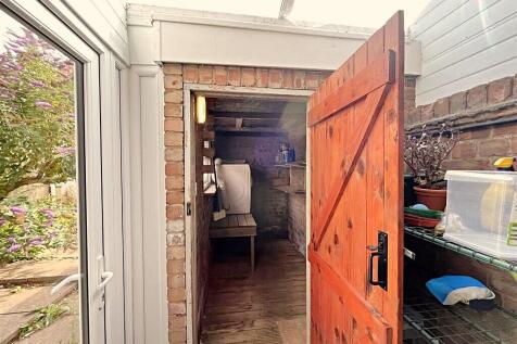 Rear Garden Store
