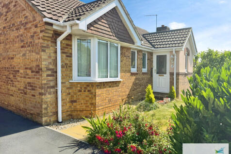 8e3c5b77-garden 2...