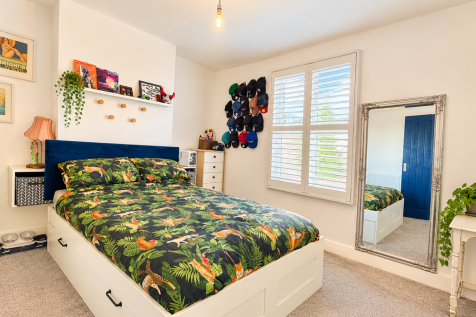 Main bedroom 