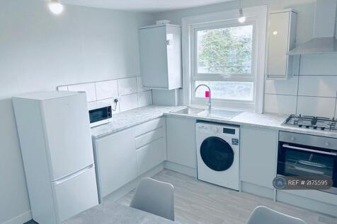 Lounge/Kitchen