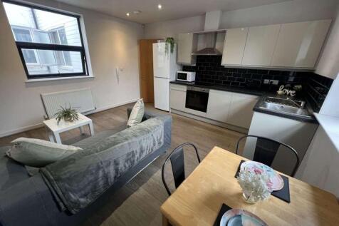 Flat_2_3_St_Peters_Close