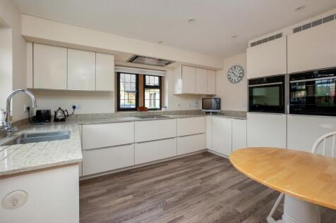 5 Wheatfield Court 2157-7.jpg