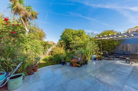 Property Image 12