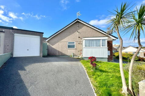Plymouth, PL6 - property photo