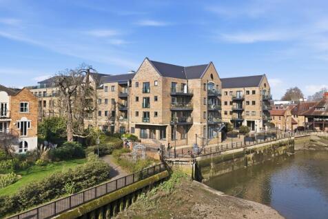 Isleworth, TW7 - property photo