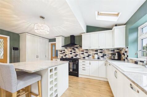 Kitchen Family Room