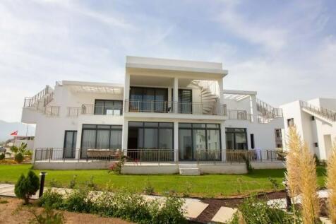 2-bedroom luxury garden  apartment +  communal swimming pools + within a perfect holiday complex with many amenities + Title deed in the owenrs name VAT paid Image 9999 1