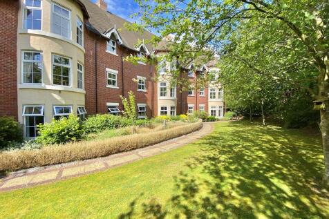 Rear Communal Gardens 
