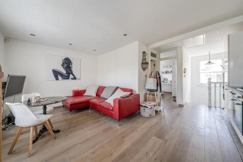 Agincourt Living ...