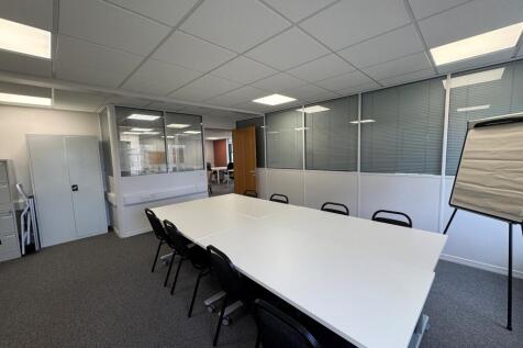 Serviced Office to rent Image 5