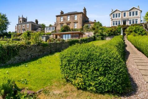 27_16a bute terrace, millport  (27).jpg