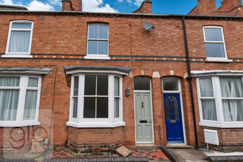 3-bed terraced on Gordon Street, Leamington Spa, £1,550/mo