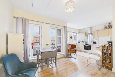 Open Plan Kitchen/Living