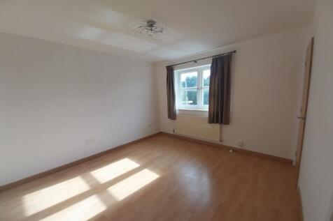 9 The Farthings, Lymm, Warrington photo 5