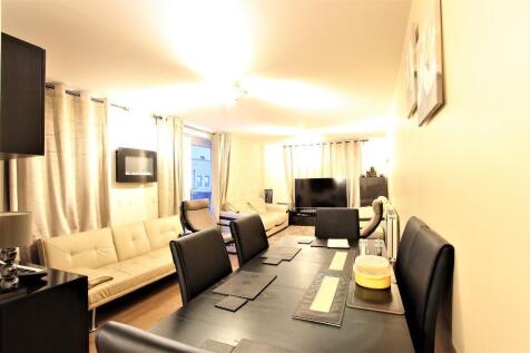 1 Honour Gardens, Barking Academy, Dagenham, RM8 2GF photo 2