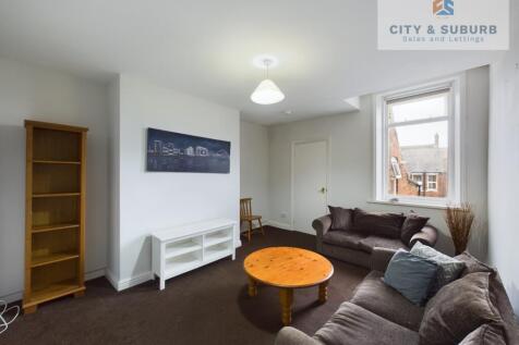 CAM01351G0-PR0112-STILL008