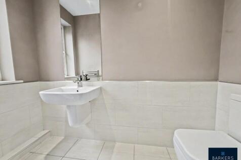 Carlton Court, Birkenshaw photo 4
