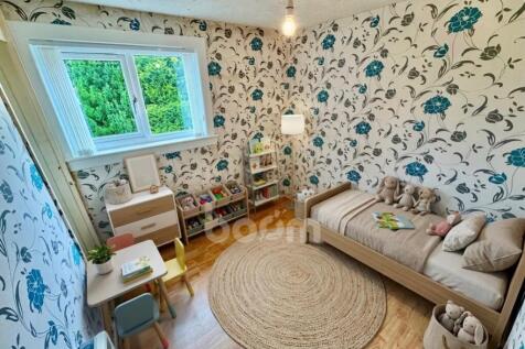Ladeside Court, Kilbirnie bed three ai
