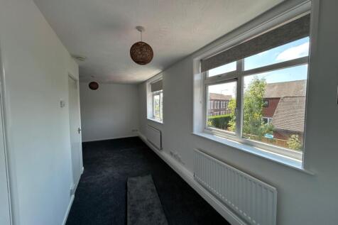 Pool View, Telford, TF4 photo 5