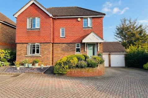 16b, Tithe Close, Mill Hill, NW7 London, NW7 2QD.j