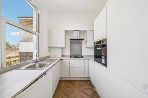 Westcroft Square, W6 - TO LET