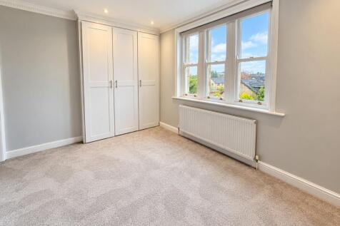 Harlow Moor Drive, HG2 0LE photo 5