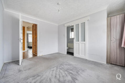 1ef526b8-1f43-453...