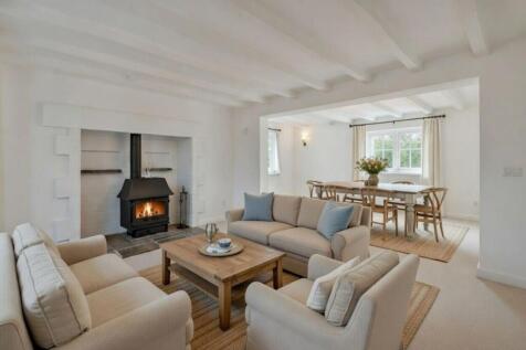 Living Room Examplejpeg