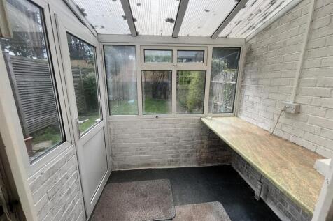 Rear Lobby/Utility Room