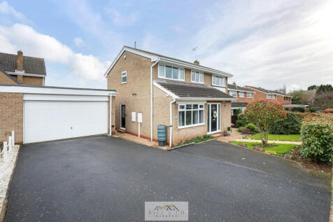 Front of house 1....