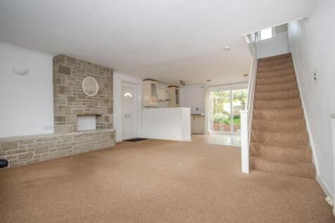 Living area.jpg