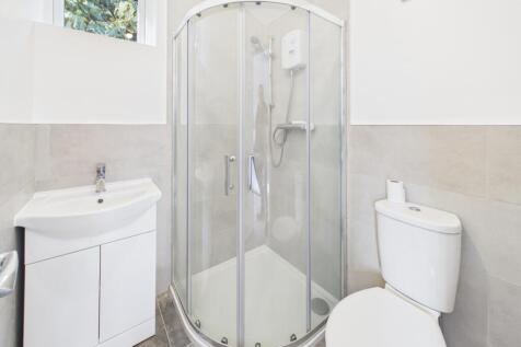 Annexe Shower Room