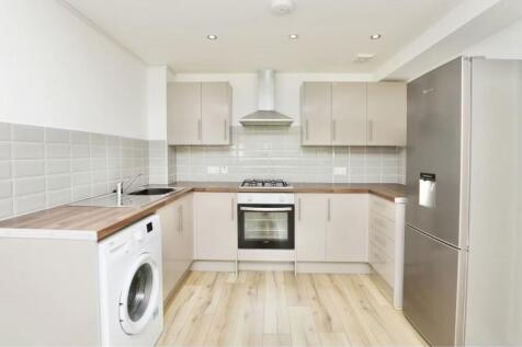 Lounge / Kitchen