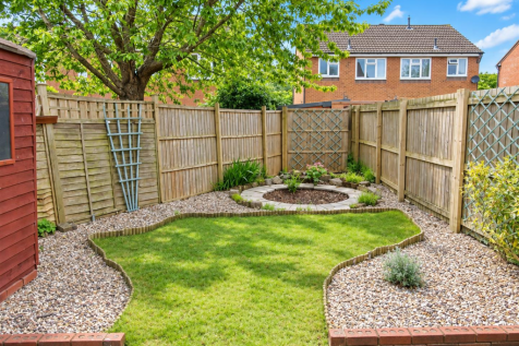 Rear Garden- Heather Close.png