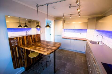 76 Briary Road Kitchen.jpg