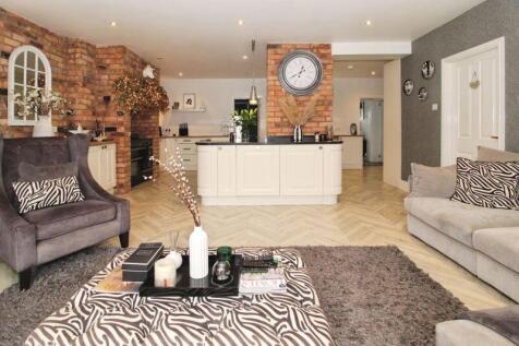 Kitchen Family Room