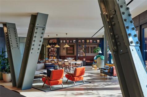 7th Floor Lounge