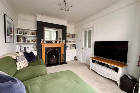 King Edward Vii Road, Newmarket, Newmarket photo 4