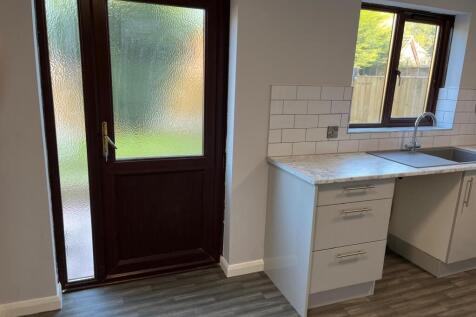 Fernwood Close, Wellington, TF1 photo 5