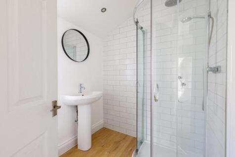 21 Douglas Road, BS7-19.jpg