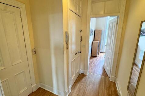 hallway 2.jpeg
