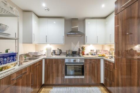 1 Mantle Road, London, SE4 photo 4