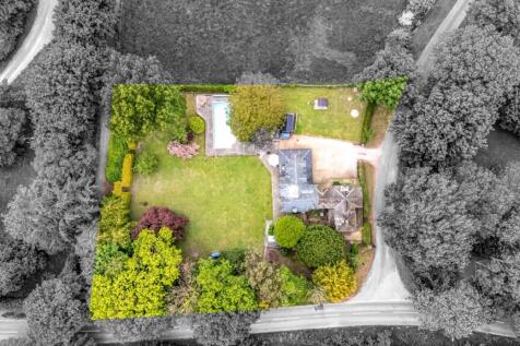 Hassocks, BN6 - property photo