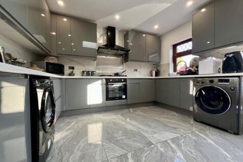 WhatsApp Image 2025-12-03 at 12.23.41 PM (2).jpeg