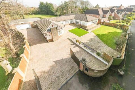 Front corner aerial