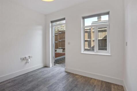 1437252812 - UNIT 5 - 5.jpg