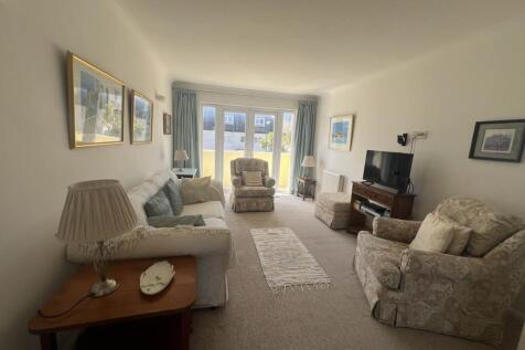 Canning Road, Felpham photo 5