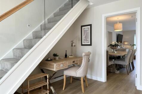 Whitecliff Crescent, Poole photo 5